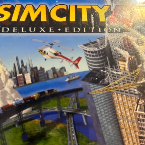 Sims city 4 Deluxe Edition EA Games PC/ CD-ROM - Picture 2 of 4